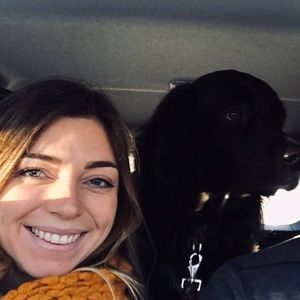 Meet your Posher, Adrienne